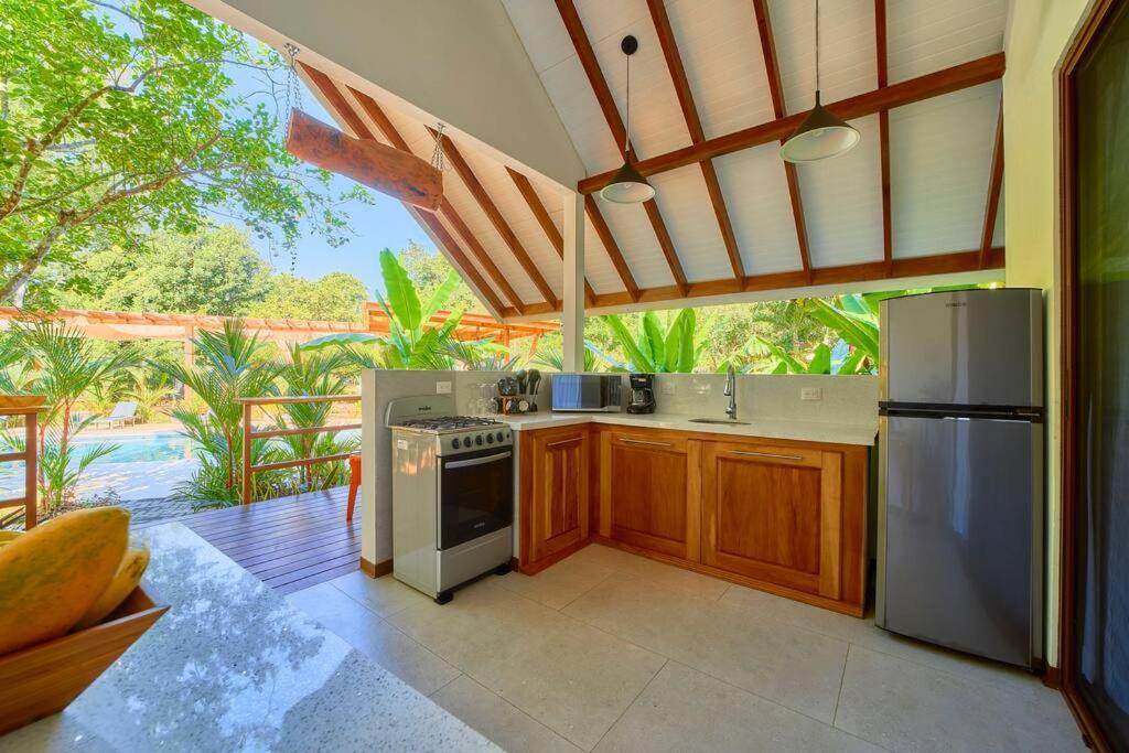 Casa Kristel - Exquisite Villa Getaway Puerto Viejo de Talamanca Exteriör bild